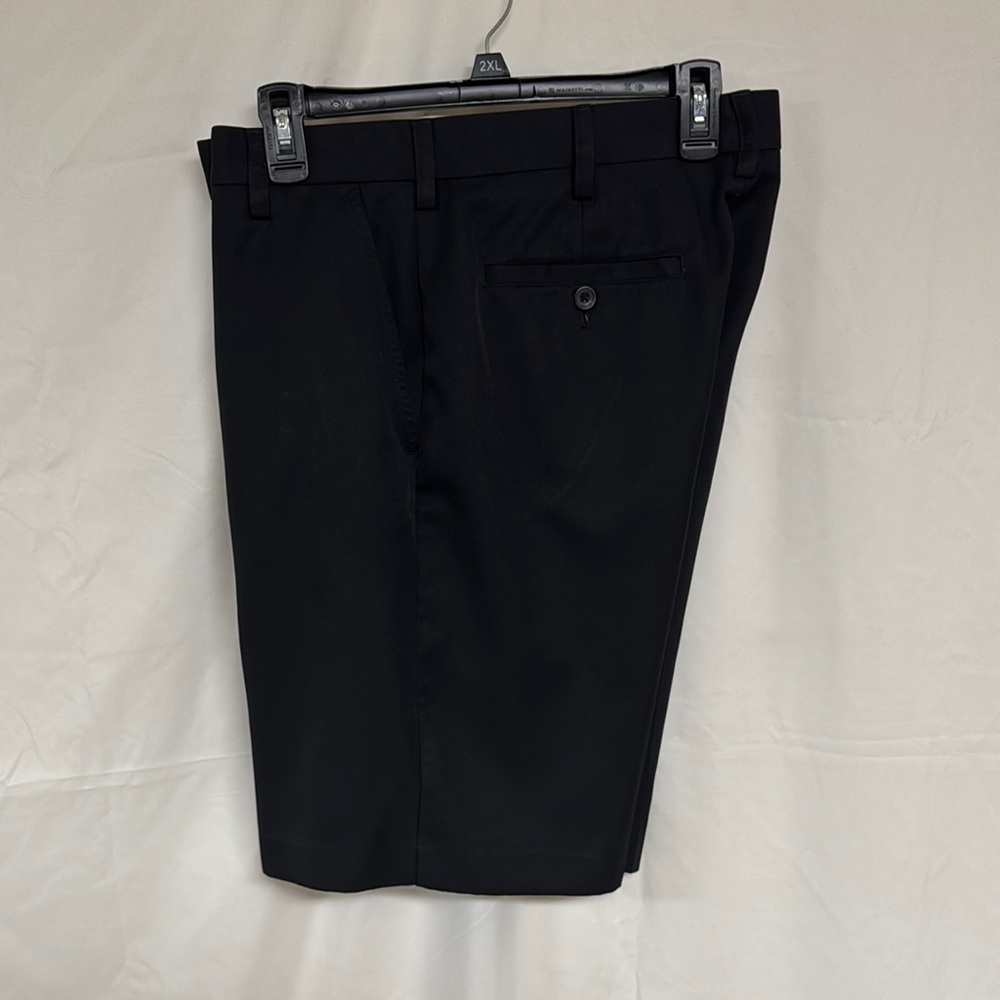Izod Black Flat Front Shorts Lightweight Casual
